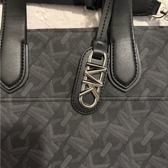 Michael Kors Gigi Large Empire Signature Logo Tote Bag. 15.5” by 11.75” by 5.25” - Picture 2 of 9
